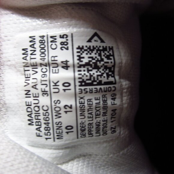 Converse One Star Perforated Leather Sneaker- 158465C Size: Men's 10, Women's 12 - Picture 9 of 15